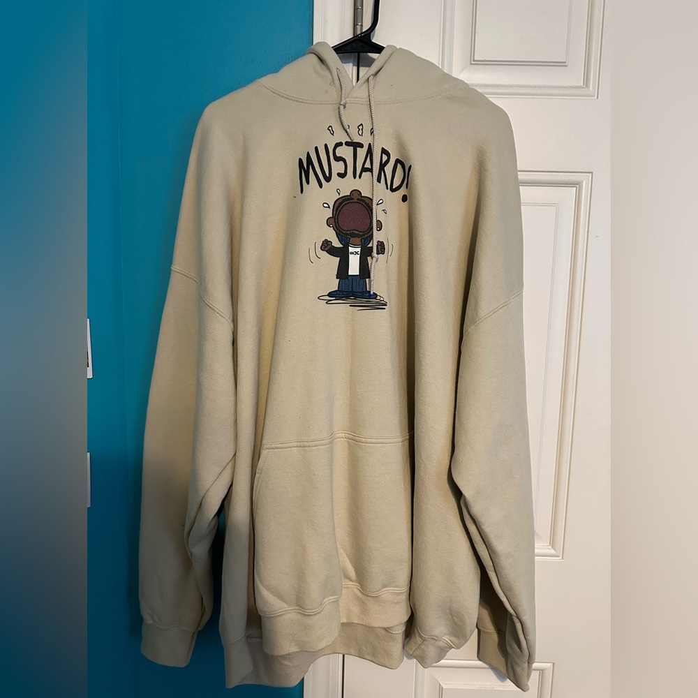 Gildan Cream Hoodie